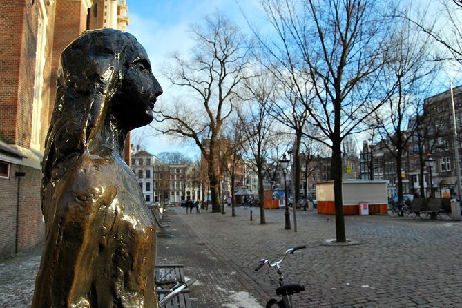 Self-Guided Audio Tour Holocaust Series: The Jewish Quarter - Dam Square: Amsterdam’s landmark you’ll pass along the way