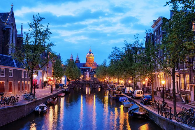 Self-Guided Audio Tour of The Red Light District - Red Light District Stops That Mix Adult Themes With Big-City Landmarks