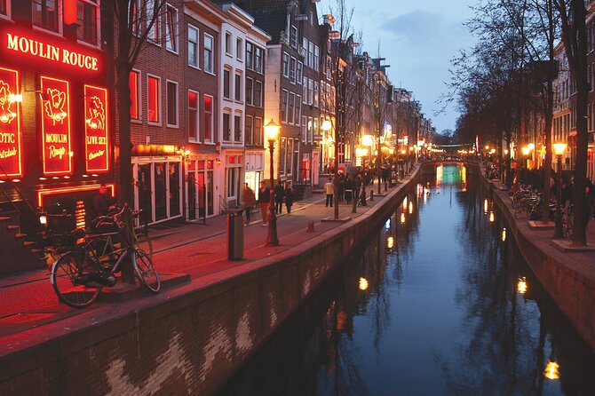 Self-Guided Audio Tour of The Red Light District - A 17th-Century House With a Hidden Catholic Church