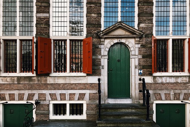 Skip-the-line Rijksmuseum & Rembrandt House Semi-Private 8ppl Max - The Canals Walk: Spiegelkwartier and Keizersgracht in Real Context