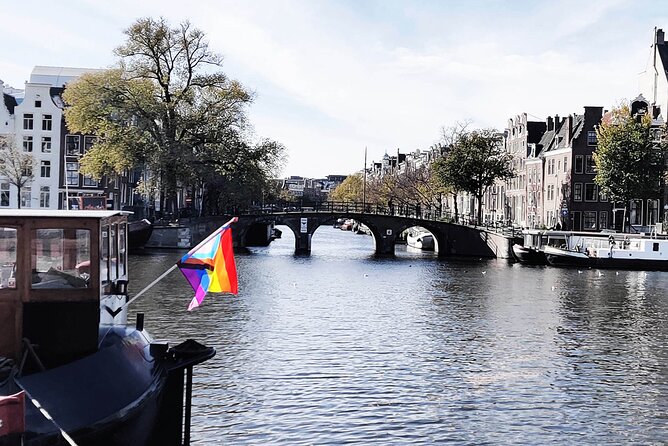 Small Group LGBTQ+ History Tour in Amsterdam - Guides and Energy: Why Storytelling Is the Main Attraction