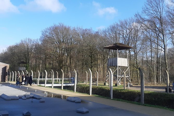 Small Group Tour to Nazi WWII concentration camp from Amsterdam - Getting There From Amsterdam: Comfort, Time, and a Realistic Expectation