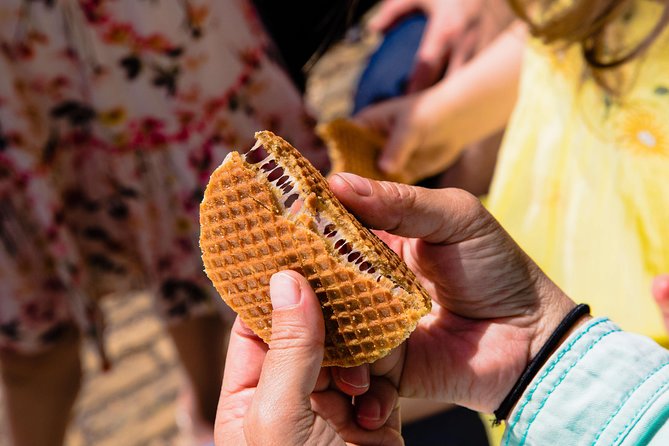 The Ultimate Zaanse-Schans Private Day Trip - Crowds, Easter timing, and how to stay comfortable at Zaanse Schans