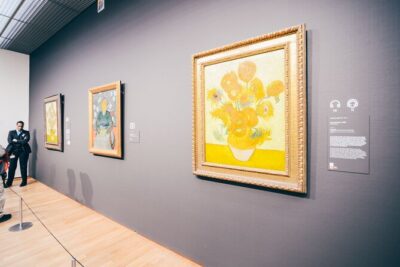 Van Gogh Museum Small Group Guided Tour - Two hours inside: how the museum tour feels in real life