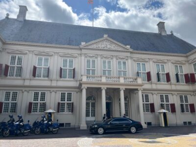Visit the Girl with the Pearl Earring, The Hague & Delft - The Hague on foot: Binnenhof, parliament, and royal power in real streets