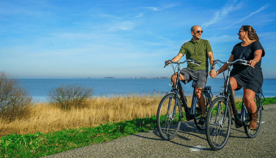 Volendam: Bike Rental including Highlights-Routes - Stop by Stop: What Makes Monnickendam, Marken, Edam, and Broek Worth It