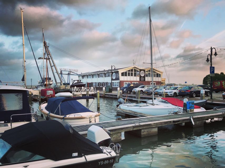 Volendam: E-Scooter Rental - Riding the Dutch dikes: the core experience you can shape