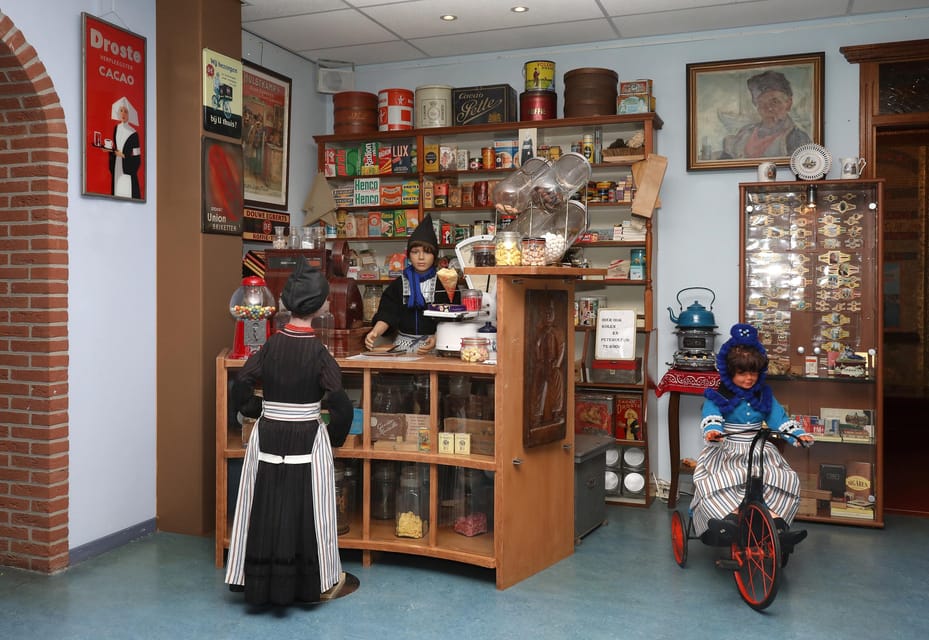 Volendam: Volendams Museum Entry Ticket - Timing your visit for value: what the $9 ticket gets you