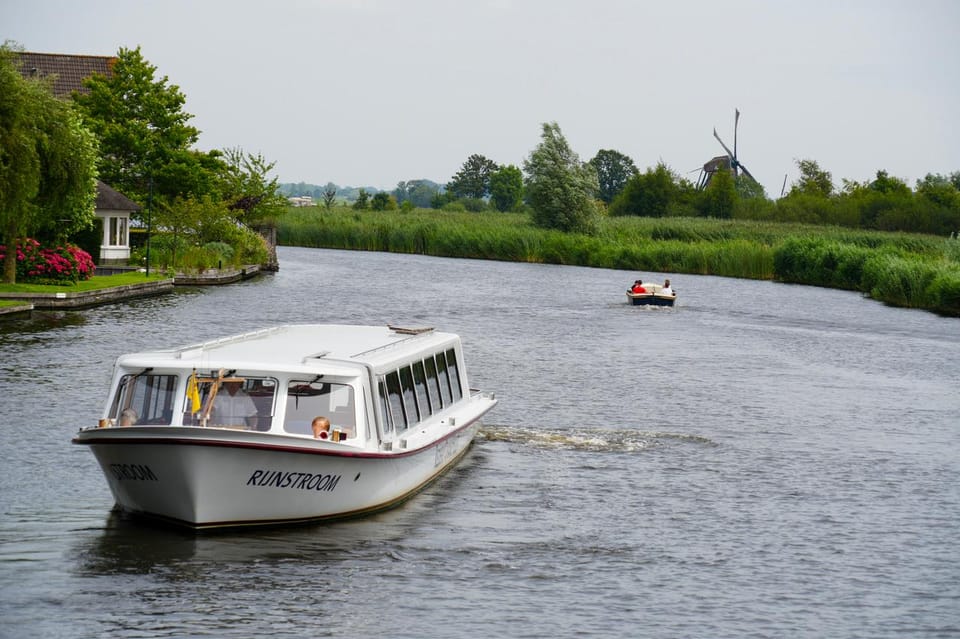 Warmond: Windmill Cruise and Keukenhof Entry Ticket - Windmills, villages, and the Groene Hart: the real sense of place