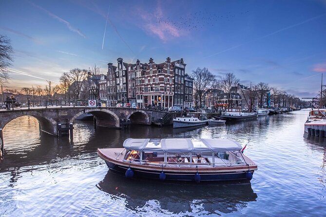 Winter Canal Cruise in Amsterdam - Why Amsterdam Winter Looks Great From a Covered Canal Boat