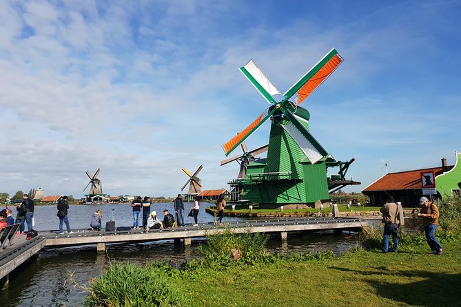 Zaanse Schans & Volendam Small-Group Tour with Hotel Pickup - A tight 3-hour window that still covers the essentials
