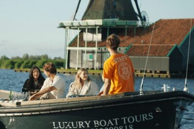 Zaanse Schans Windmill Cruise - UNESCO Windmills With Live Guide - The route: 10 windmills plus Zaanse houses you’ll recognize