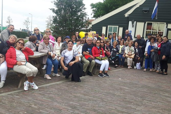Zaanse Schans windmill tour with Italian guide - Stop 4: the clog workshop experience, plus the trade-world extras
