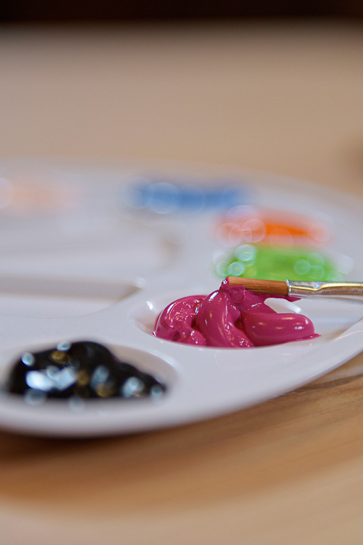 Zaanse Schans: Wooden Shoe Painting Workshop - A Hands-On Dutch Keepsake in Zaanse Schans